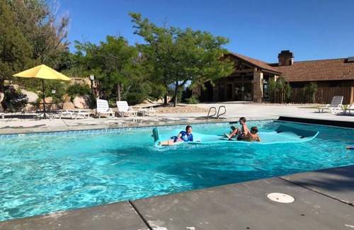 Wolf Creek Condo | Eden Getaway