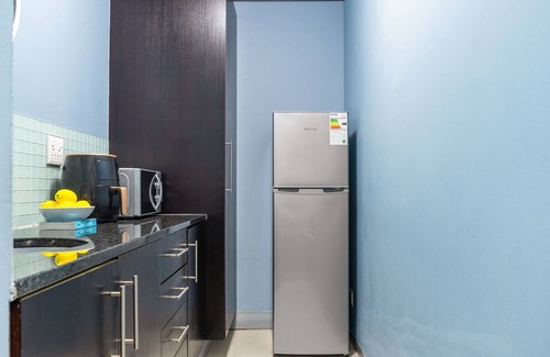 Big Bay Apartment | Eden On The Bay 68B - Studio Apartment, Sleeps 2