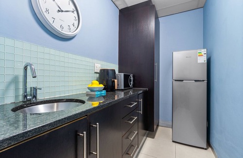 Big Bay Apartment | Eden On The Bay 68B - Studio Apartment, Sleeps 2