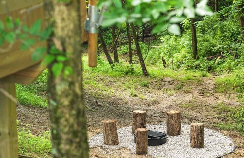 Williamstown RV Rental | Eden Reserve Glamping Tents - All 8 Tents!