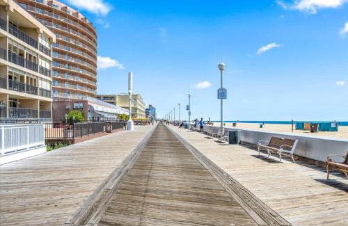 Ocean City Hotel | Eden Roc Ocean Front
