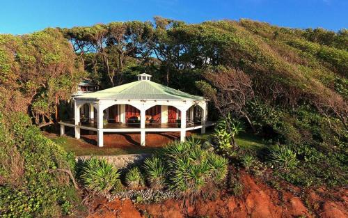 Calibishie Villa | Eden's Gate Oceanside Estate