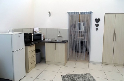 Windhoek Hotel | Eden Self Catering Chalets