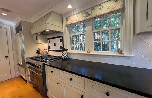 Edgartown House | Edgartown Luxury 6 BRnHeated Pool Hot Tub!