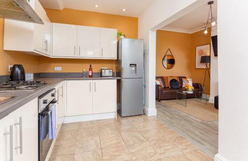 Liverpool House | Edge Grove Retreat - Air Host & Stay