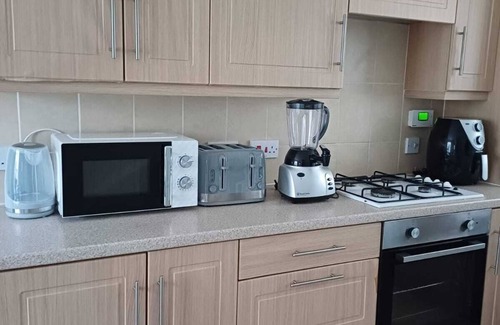 Liverpool Apartment | Edge Hill Haven-Cleaned and Secured