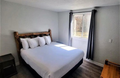 Wisconsin Dells Other | Edge-O-Dells Resort