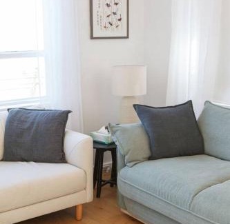 Saint Kilda South Apartment | Edge of Elwood - Unwind in Style by St Kilda Beach