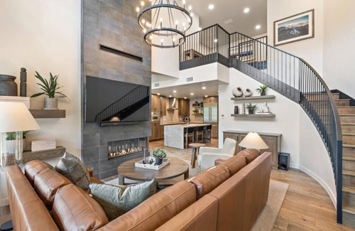 Tamarack Resort Condo | Edge Of Powder|Ski In/Out | Private Hot Tub