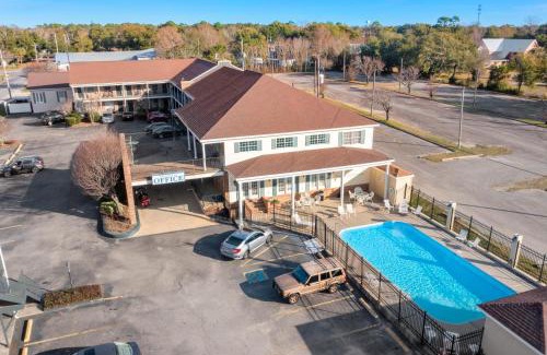 Biloxi Hotel | Edgewater Inn - Biloxi Beach