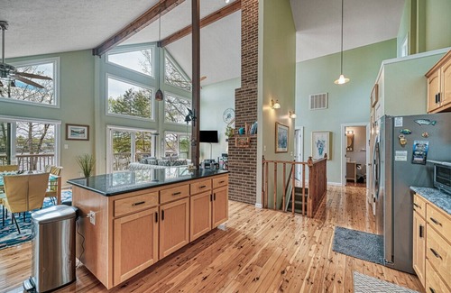 Mineral House | Edgewood Dream Lake Anna