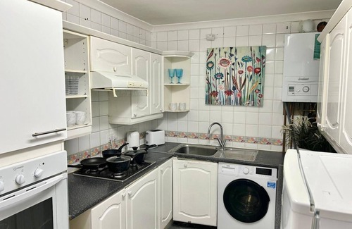 Bryanston and Dorset Square Apartment | Edgware Road Beautiful Family Apartment