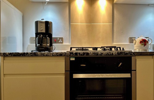 Newington Apartment | Edinburgh’s Arthur’s Seat View