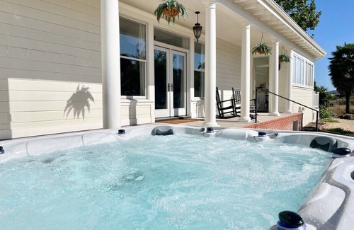 San Luis Obispo House | Edna Estate Modern Victorian, Sleeps 17, Hot Tub, by SLO Cal Stays