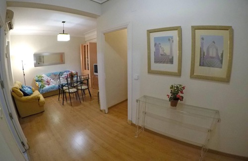 Centro Comercial Apartment | Eduardo Lucena 5, Los Patios