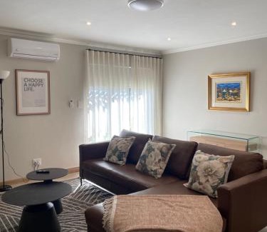 Waterkloof Apartment | Edward Suites, Apartment 1
