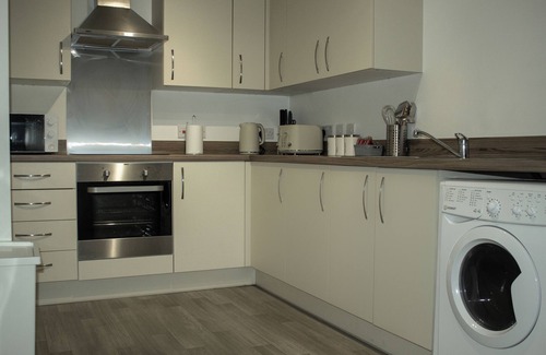 Nottingham Apartment | EDYN Luxe Duplex|PS5 |Free Parking| Fast WiFi |10 mins from Nottingham Station