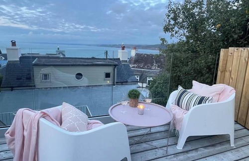 New Quay House | Efail Fach - stunning, newly renovated beach house