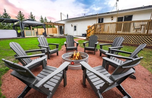 Egg Harbor House | Egg Harbor Escape|Sauna|Hot Tub|Privacy|