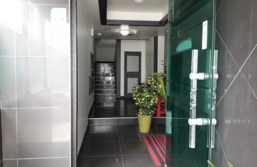 Yeonsan Hotel | Egg Motel