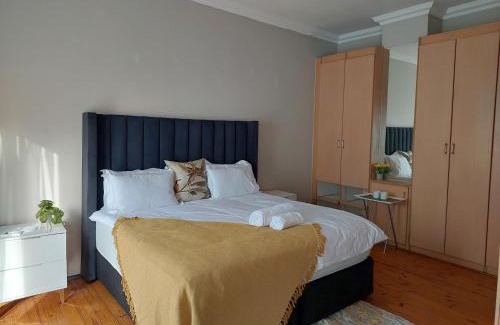 Brits Bed & Breakfast | Eight Martjie Bed & Breakfast