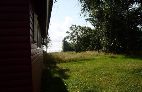 Ejerslev House | Ejerslev Lyng/Mors. 80 m2 pleasant concrete holiday house. 100 m. to the beach.