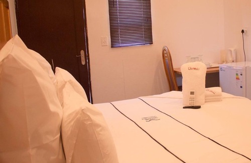 Ondangwa Cabin | Ekamuti Town lodge