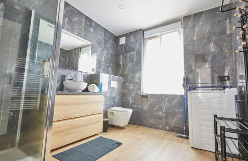 Mons-en-Baroeul Apartment | Elégant T3 A 5 min de la gare Lille-Flandres