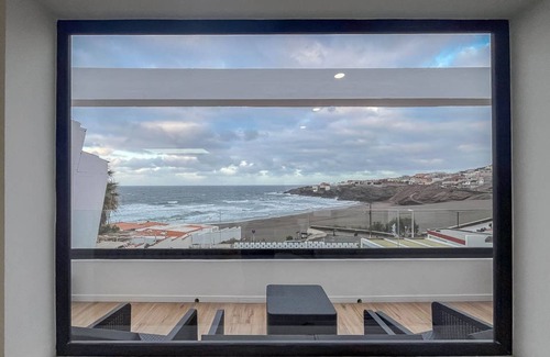 Telde Apartment | El Bunker Luxury Suite en Playa del Hombre con vista al mar
