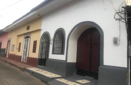 Leon House | El Callejon Guest House