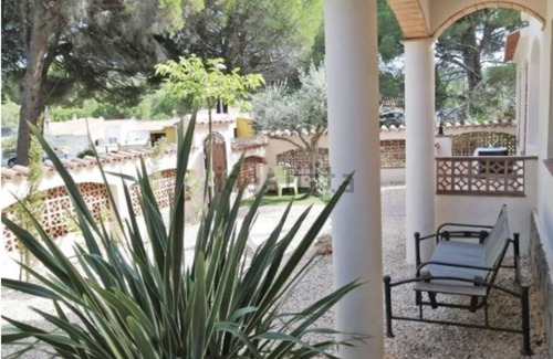 Torroella de Montgri Villa | El Castillo, hacienda-style villa, 800 m from Cala Montgo beach