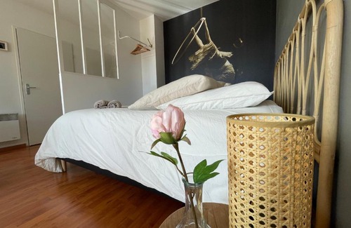 Chalons-en-Champagne Apartment | El Circo Foch, Hyper Centre