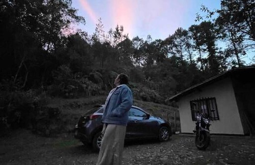 Medellin House | ¡El escondite Santa Elena!