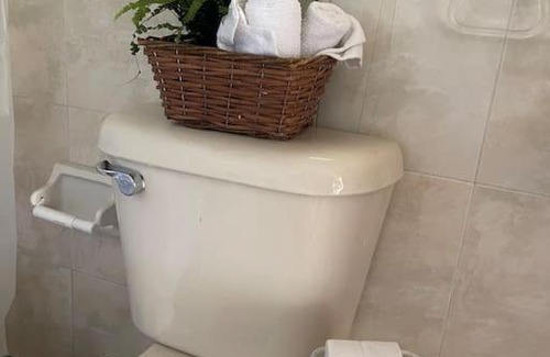 Medellin House | ¡El escondite Santa Elena!