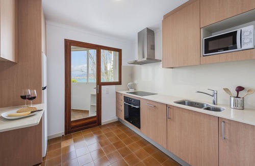Puerto de Pollensa Apartment | El Faro, frontline apartment with sea views, wifi