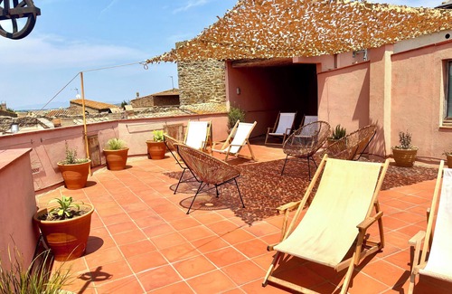 Ullastret Apartment | EL FORT DúLLASTRET, Apartment 1: Studio with King Size Bed