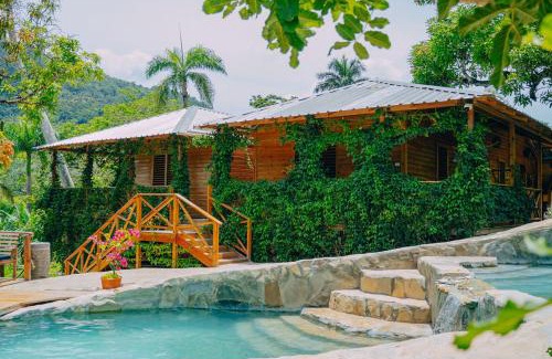 Munoz Cabin | EL GALLO ECOLODGE
