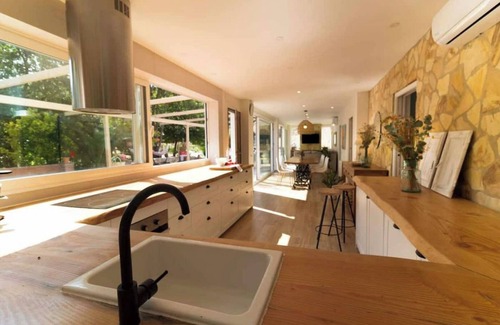 Arenys de Munt Cottage | EL JARDI RURAL HOUSE with Pool, Garden and Barbecue