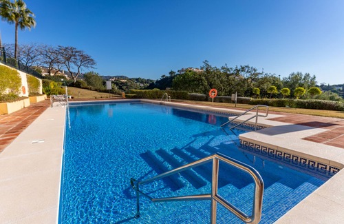 Elviria Apartment | El Jardin Del Mar (Elviria Hills)