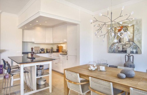 Marbella House | El Manantial De Santa Maria, Elviria. 2 bedroom apt. Luxury apt. to. renovated.