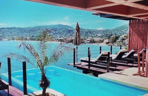Ixtapa - Zihuatanejo Condo | El Nido, Casa 2 - GORGEOUS BAY VIEWS - NOBODY BETWEEN YOU AND THE WATER