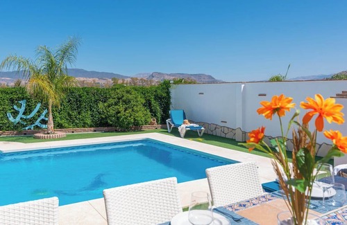 Pizarra Villa | El Olivo de Cerralba Pizarra by Ruralidays