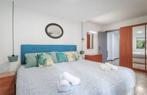 Campoamor Apartment | El patio de Amparo, 120m2, Plaza de Toros a 700m