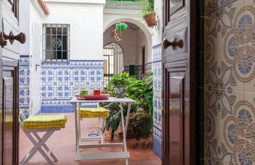 Triana Apartment | "El Patio de Triana"
