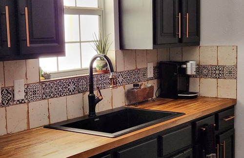 Alpine House | El Pino - hot tub, views, comfort, quiet vibe