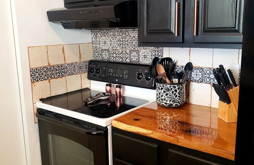 Alpine House | El Pino - hot tub, views, comfort, quiet vibe