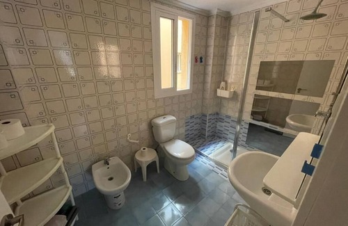 Aguilas Condo | EL Pisito DE Otelo. Junto a la Playa, Piso Ideal Para Familias