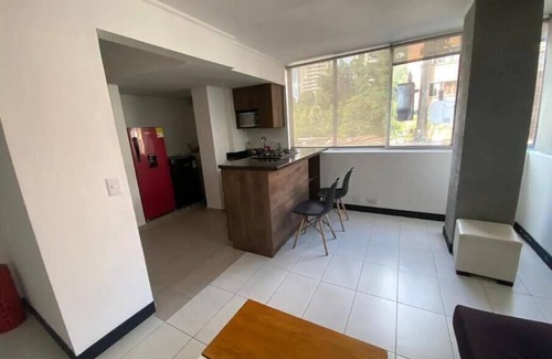 Lalinde Condo | El Poblado Gem: Steps from Lleras Park Maximum Privacy