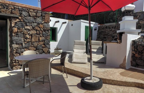 Haria Cottage | El Refugio - idyllic gardenhouse; next beach: 4 km