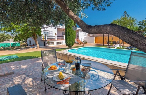 Alhaurin de la Torre Villa | El Reposo Alhaurín de la Torre by Ruralidays